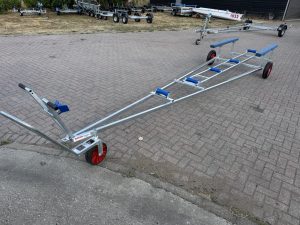 West Mersea 450 roller and skid Trolley
